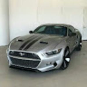 Meet your Posher, Jayr